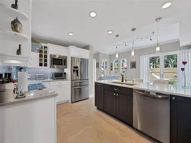 18345 NE 30th Pl — Photo 12
