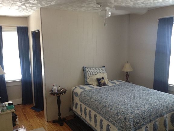 Bedroom with Walk-In Closet