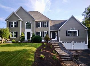 6 Cedar Creek Dr, Attleboro, MA 02703