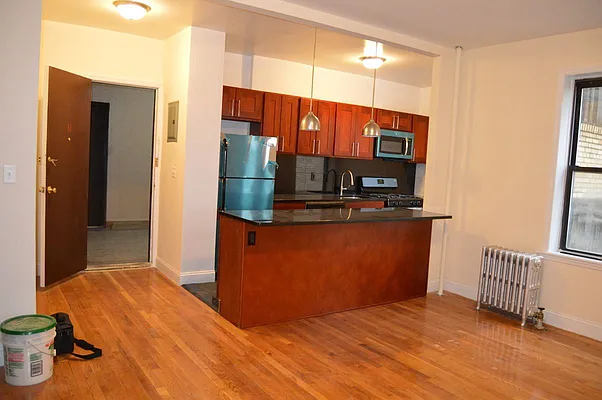 Rented by Realty 2000 Corp | media 13