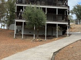 424 Lakeview Rd, Copperopolis, CA 95228