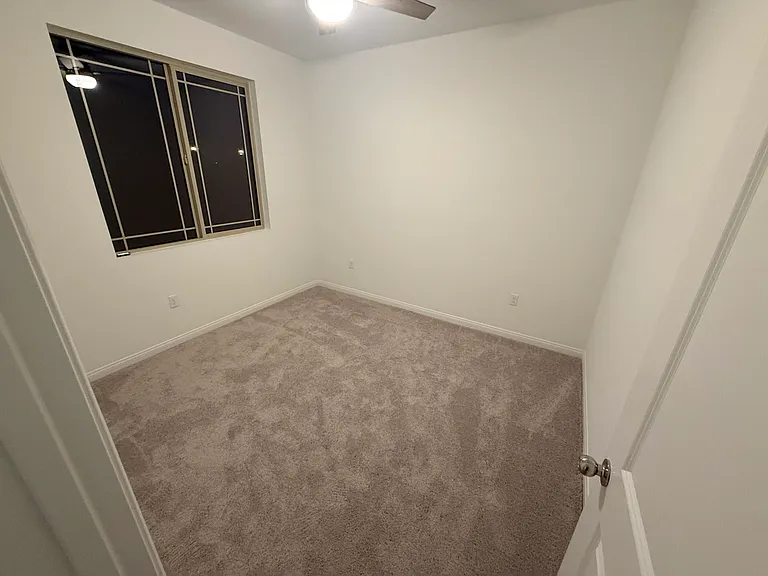 4212 Larchwood Ln — Photo 18