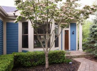 405 Highmeadows Village Dr, Powell, OH 43065