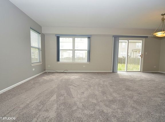 2nd image of 3714 Sumac Dr #3714