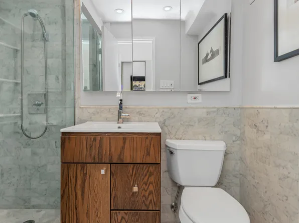 345 East 56th Street image 6 of 11