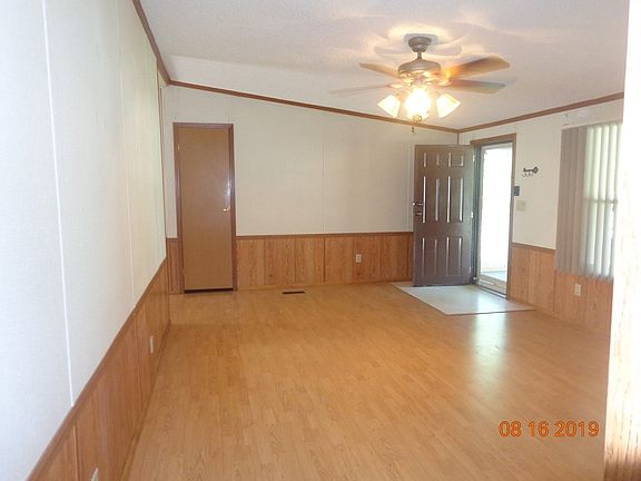 3rd image of 505 Oakmont Dr