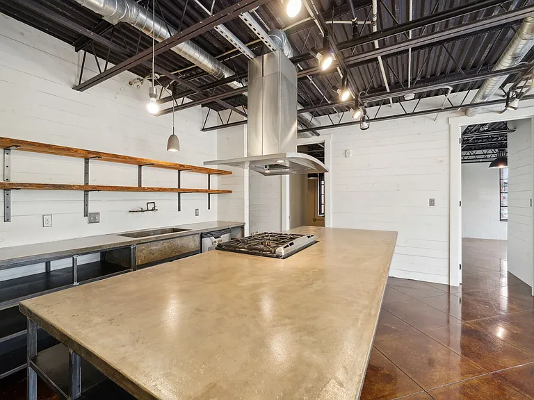 Lofts on 15th — Photo 36
