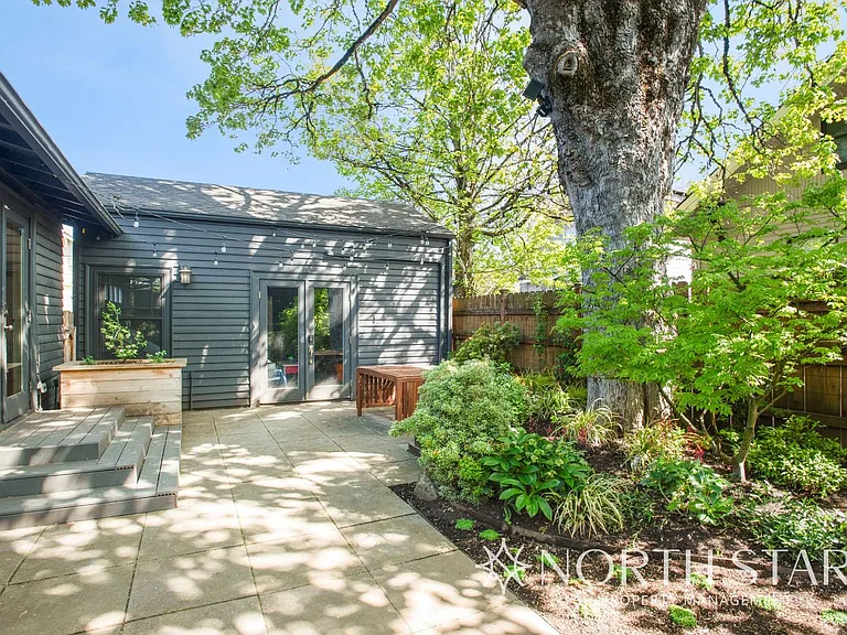 2224 NE 46th Ave — Photo 36