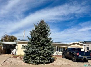 704 Flagstaff Ave, Grants, NM 87020