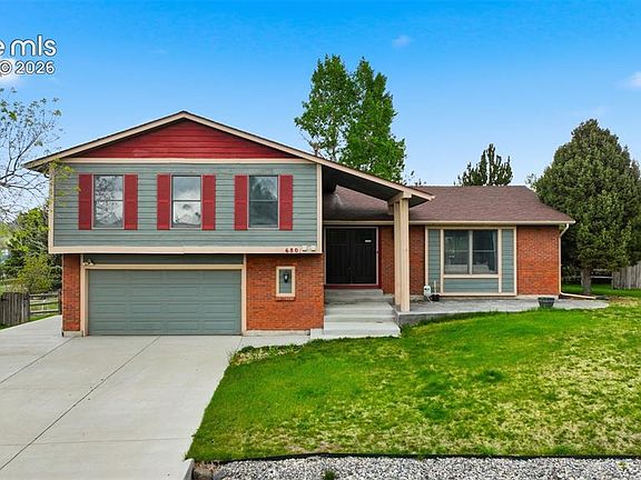 2nd image of 680 Rembrandt Ct