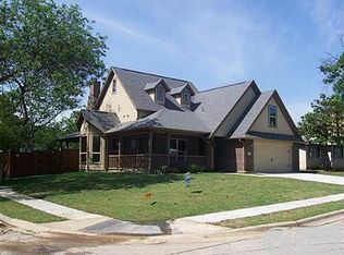 2702 Cartwright St, Irving, TX 75062