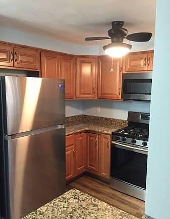5th image of 29 Marigold Cir