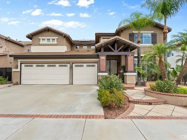 515 Rembrandt Dr, Corona, CA 92882