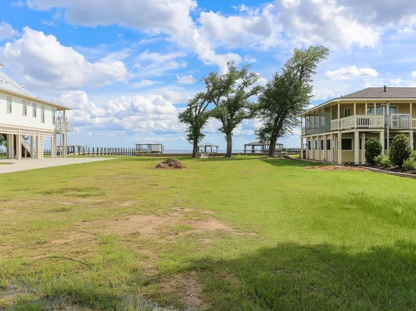 439 Miguel St, Lake Charles, LA 70607