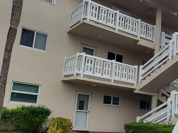 2nd image of 2770 Garden Drive #301