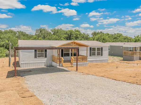 124 Ringo Dr, Bridgeport, TX 76426