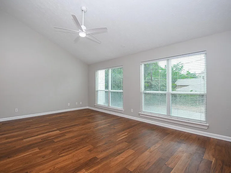239 Malone St #B — Photo 18