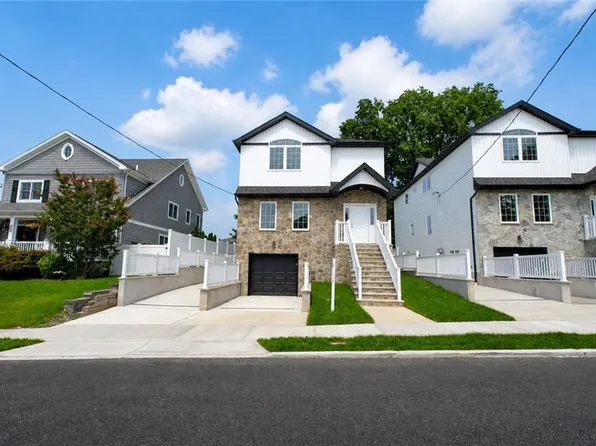 685 Oakland Ave, Staten Island, NY 10310
