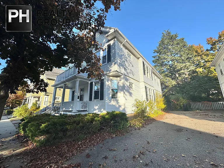 46 Vincent Ave — Photo 24