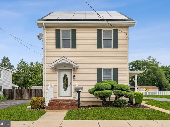 25 Hunt St, Woodstown, NJ 08098