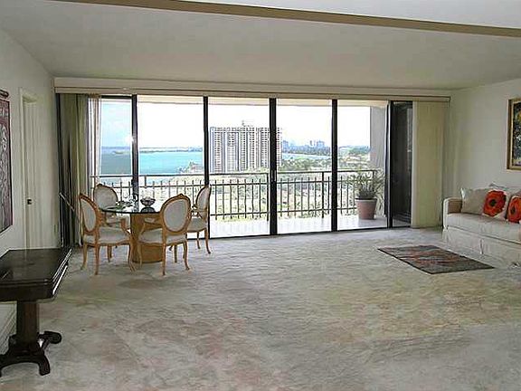 4th image of 11113 Biscayne Blvd Unit 1655