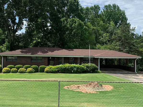 194 Parkwood Dr NE, Kennesaw, GA 30144