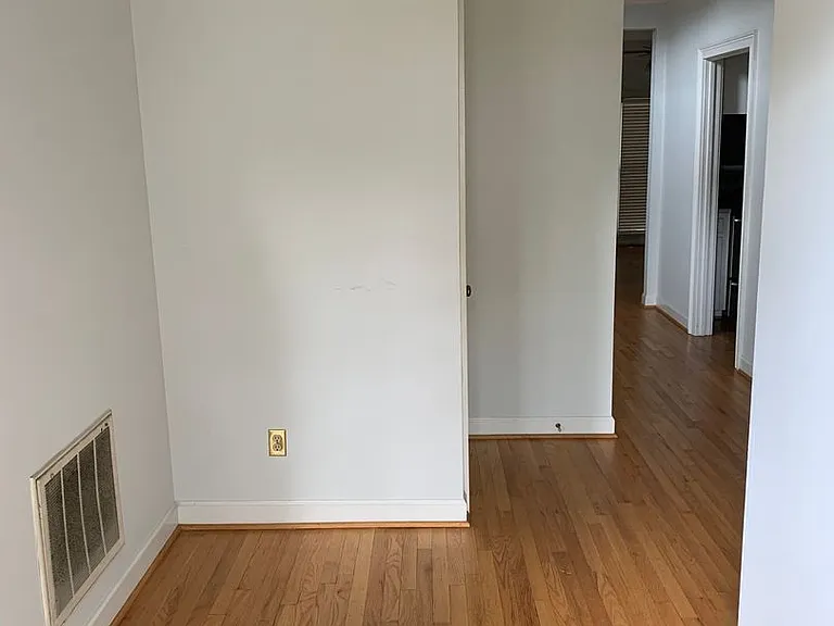 600 Woodrow St #E — Photo 3