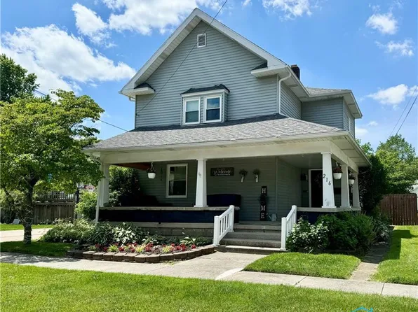 216 Clark St, Swanton, OH 43558
