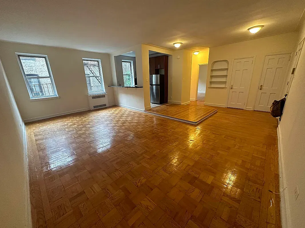 383 East 17th Street — Photo 1