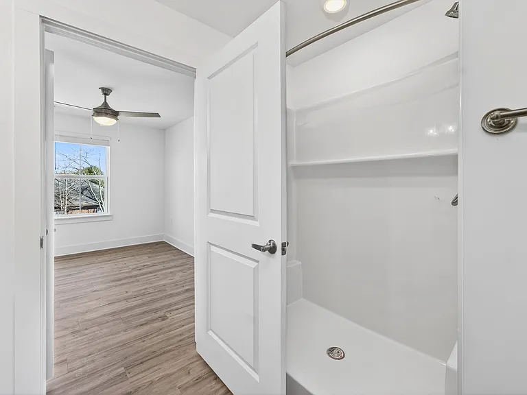 The Addenbrook Apartments — Photo 17