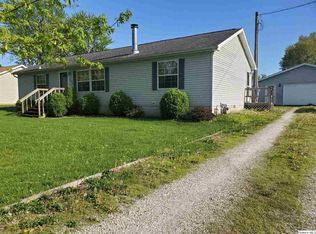 1030 Locust St, Carthage, IL 62321