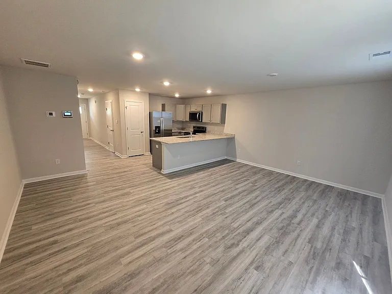 3551 Perrins Hill Way — Photo 4