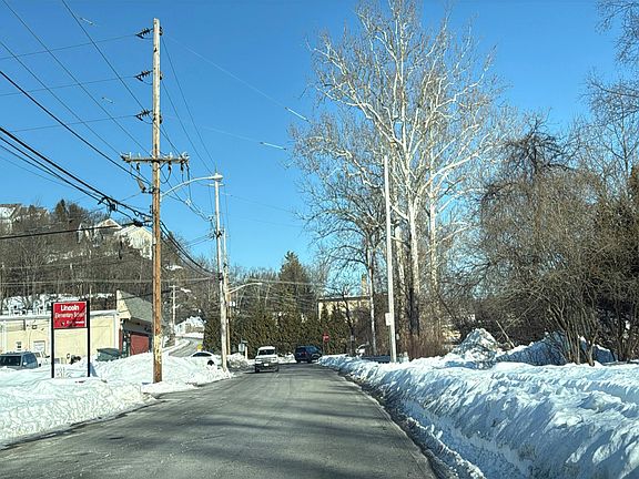 5th image of 89 Riverview Rd