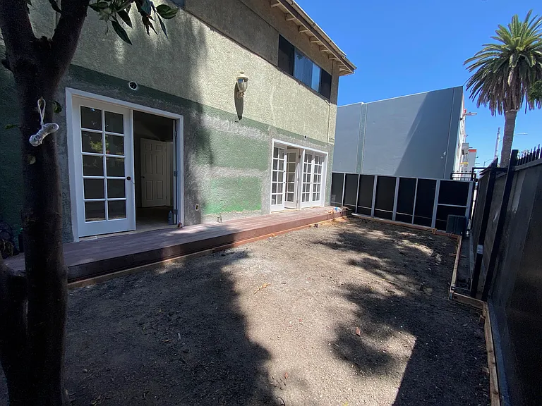 2227 S Marvin Ave #1 — Photo 8