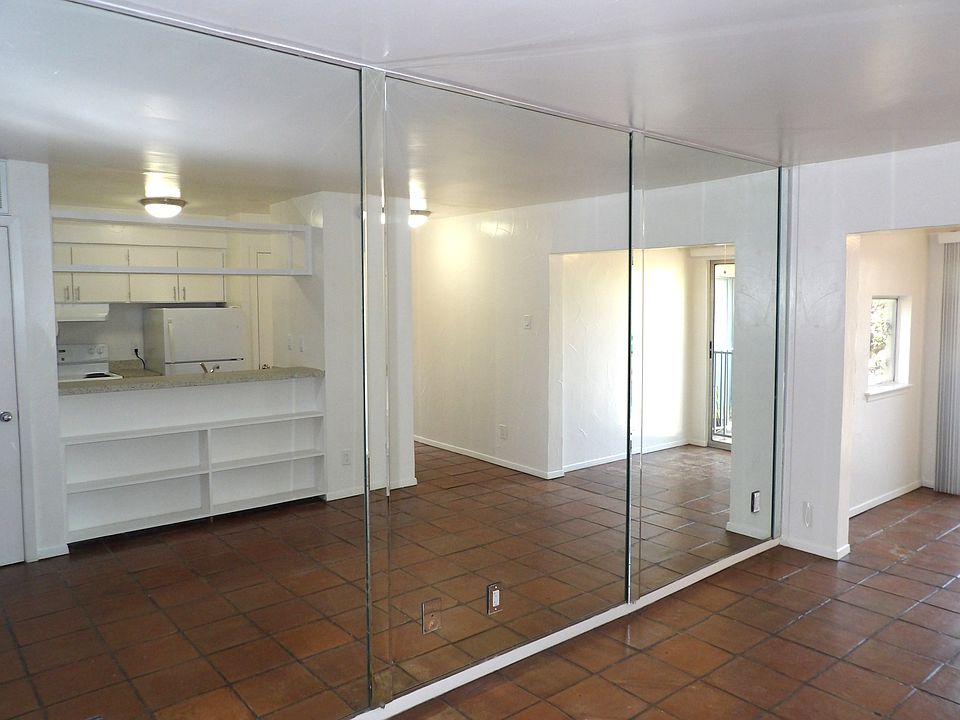 1st image of 4432 Buena Vista St APT 203