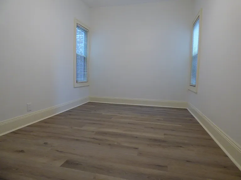 13705 Madison Ave #3 — Photo 12