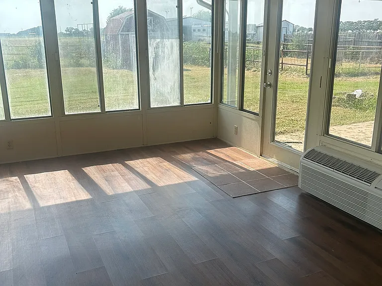 339 S Pleasant Hill Rd — Photo 10