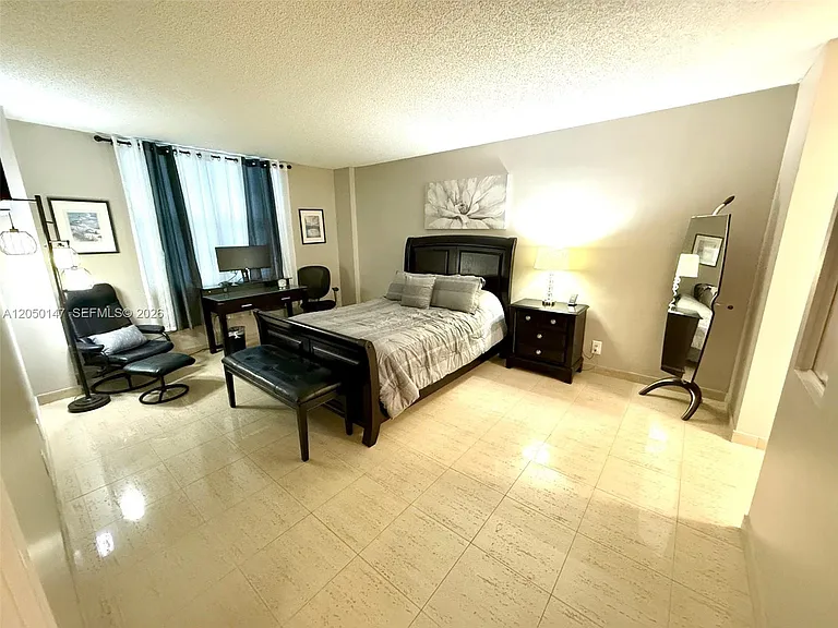 3725 S Ocean Dr #605 — Photo 7