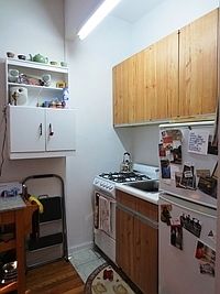 5th image of 321 E 89th St APT 5B