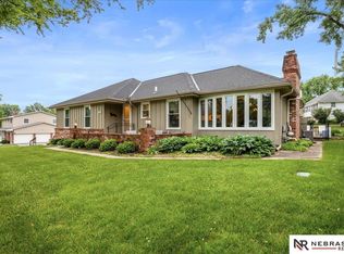 12333 Shamrock Rd, Omaha, NE 68154