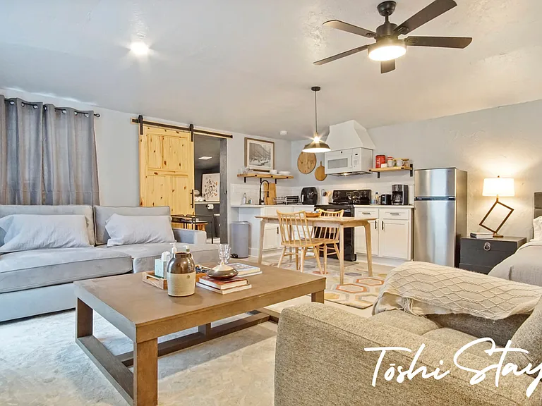 1604 NW 40th St #1604 — Photo 30