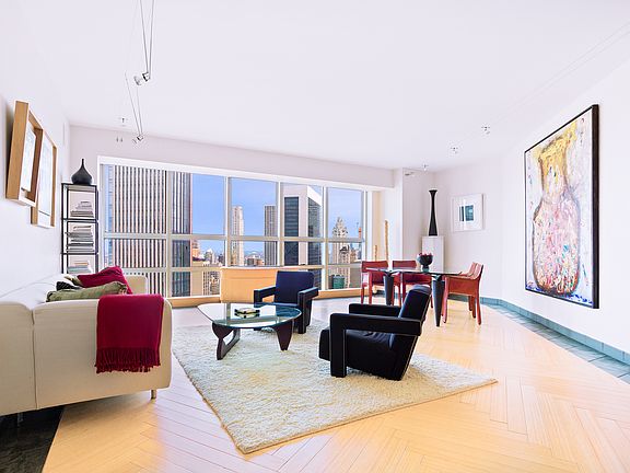 3rd image of 146 W 57th St APT 54C