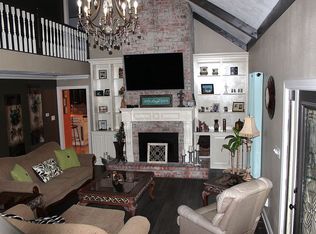 1029 Hickman St, Westlake, LA 70669