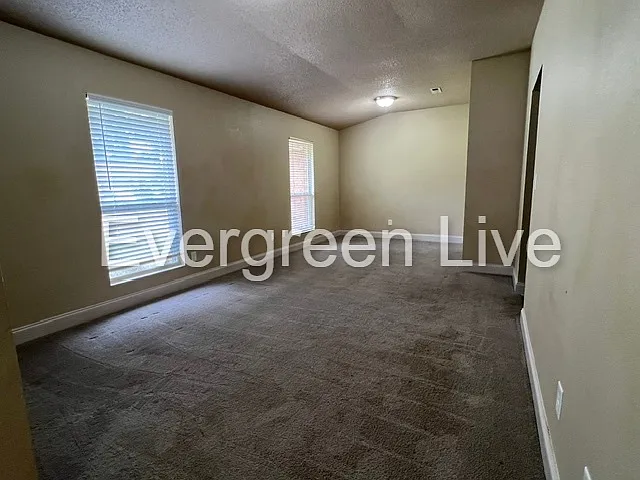 111 Barnsbury Ct — Photo 3