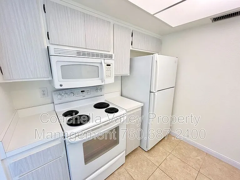 1111 E Ramon Rd #7 — Photo 17