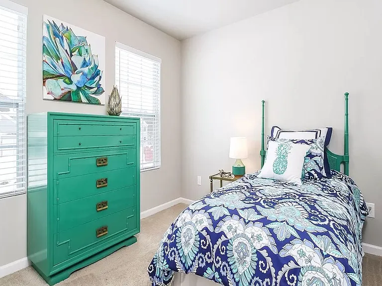 1040 Broken Ridge Dr — Photo 24
