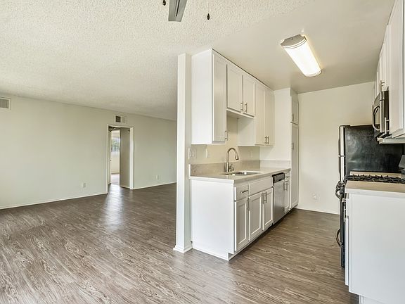 4th image of 18541 Vincennes St APT 302