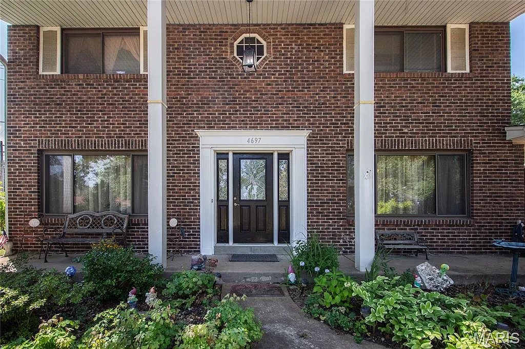 4697 Bridlewood Ter photo 1