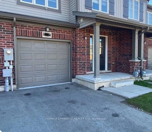 3 bed, $2,500 — Photo 2