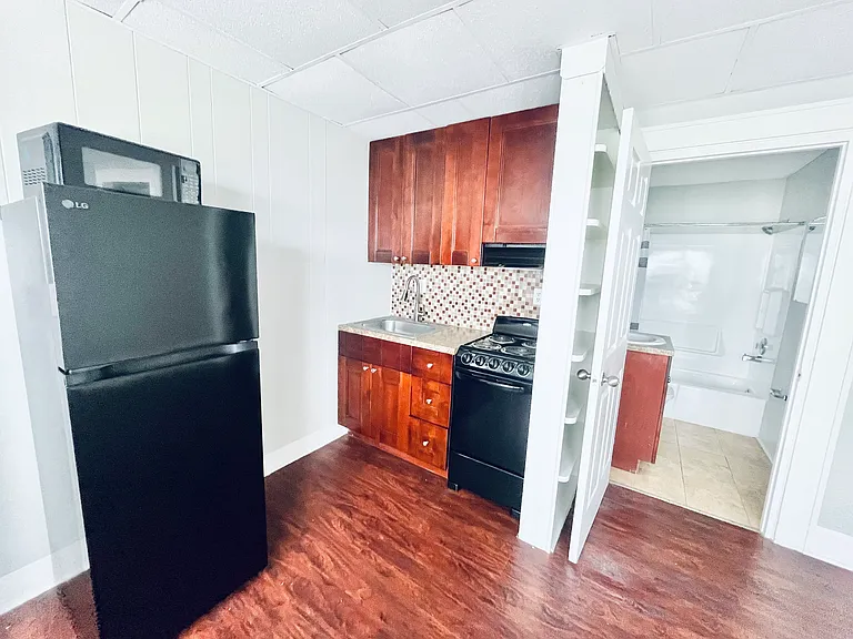 5th Street Lofts — Photo 4